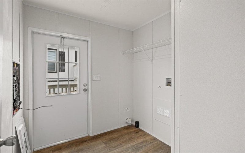 915 Arkansas River Drive, Granbury, TX 76048, 3 Bedrooms Bedrooms, ,2 BathroomsBathrooms,Residential,For Sale,915 Arkansas River Drive,0,21142466