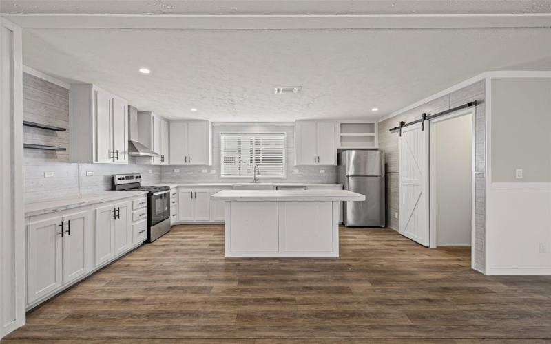 915 Arkansas River Drive, Granbury, TX 76048, 3 Bedrooms Bedrooms, ,2 BathroomsBathrooms,Residential,For Sale,915 Arkansas River Drive,0,21142466