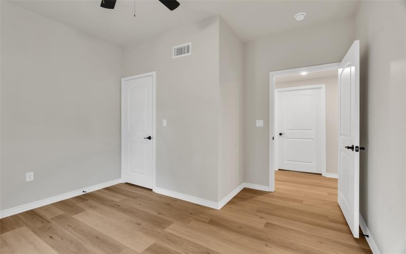 1701 SANDLIN ST, Longview, TX 75602, 3 Habitaciones Habitaciones , ,2 BañosBaños,Residential,En Venta,1701 SANDLIN ST,0,21142620