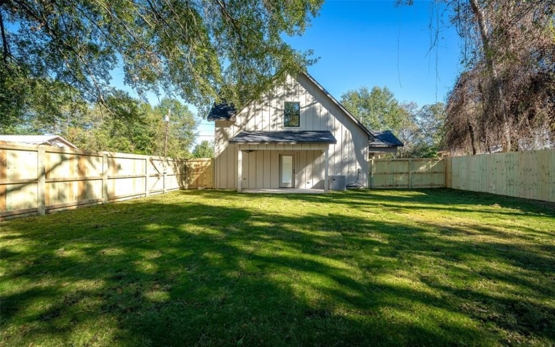 1701 SANDLIN ST, Longview, TX 75602, 3 Habitaciones Habitaciones , ,2 BañosBaños,Residential,En Venta,1701 SANDLIN ST,0,21142620