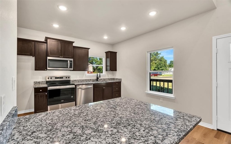 1701 SANDLIN ST, Longview, TX 75602, 3 Habitaciones Habitaciones , ,2 BañosBaños,Residential,En Venta,1701 SANDLIN ST,0,21142620