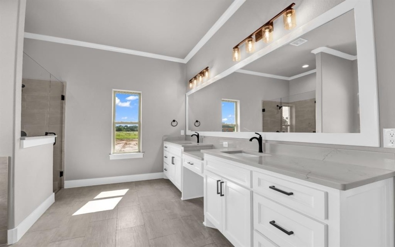 2000 Forest Bridge Drive, Azle, TX 76020, 4 Habitaciones Habitaciones , ,2 BañosBaños,Residential,En Venta,2000 Forest Bridge Drive,0,21142648