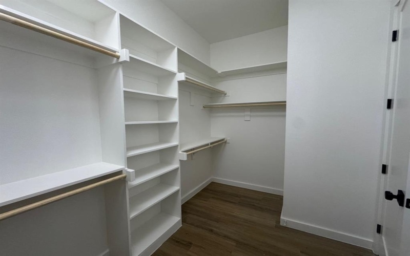 1629 E Tucker Street, Fort Worth, TX 76104, 4 Bedrooms Bedrooms, ,3 BathroomsBathrooms,Residential,For Sale,1629 E Tucker Street,0,21142649