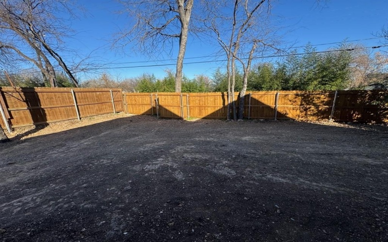 1629 E Tucker Street, Fort Worth, TX 76104, 4 Bedrooms Bedrooms, ,3 BathroomsBathrooms,Residential,For Sale,1629 E Tucker Street,0,21142649