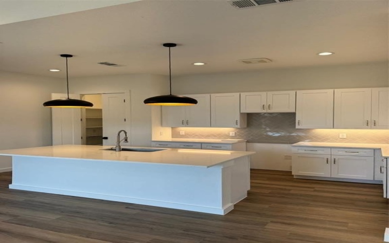 1629 E Tucker Street, Fort Worth, TX 76104, 4 Bedrooms Bedrooms, ,3 BathroomsBathrooms,Residential,For Sale,1629 E Tucker Street,0,21142649