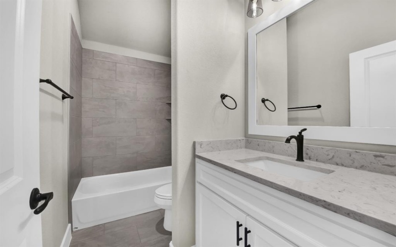 1040 Arbor Vista Drive, Azle, TX 76020, 4 Bedrooms Bedrooms, ,2 BathroomsBathrooms,Residential,For Sale,1040 Arbor Vista Drive,0,21142669