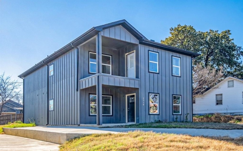 2510 Oxford Avenue, Fort Worth, TX 76106, 6 Bedrooms Bedrooms, ,2 BathroomsBathrooms,Residential Multi Family,For Sale,2510 Oxford Avenue,0,21142677