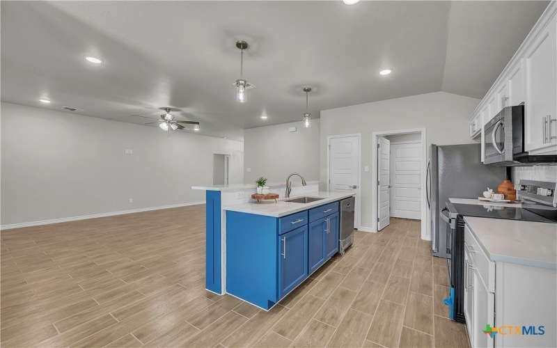 5202 White Rose Drive, Killeen, TX 76542, 3 Bedrooms Bedrooms, ,2 BathroomsBathrooms,Residential,For Sale,5202 White Rose Drive,0,600880