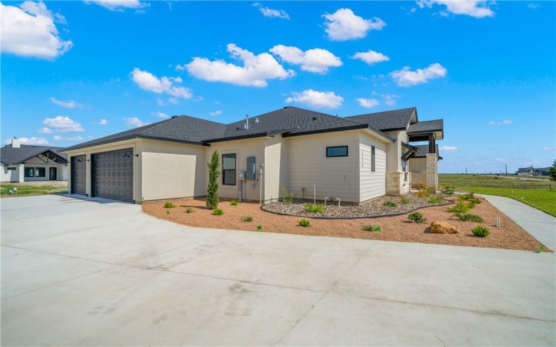 1518 Mariposa Ranch Drive, Corpus Christi, TX 78415, 4 Bedrooms Bedrooms, ,3 BathroomsBathrooms,Residential,For Sale,1518 Mariposa Ranch Drive,0,469409