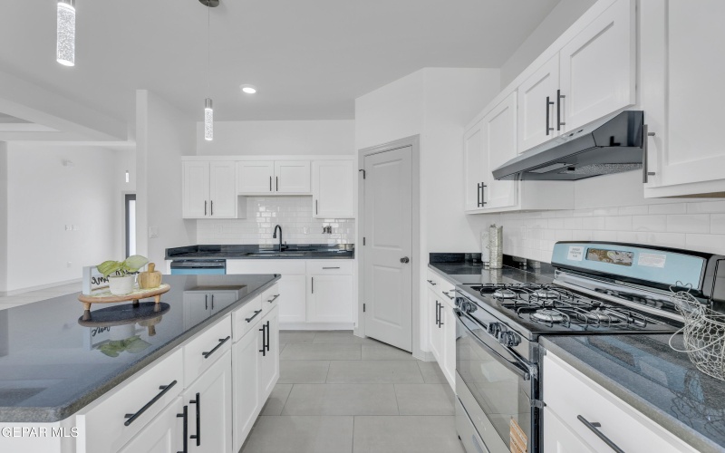 540 Paseo Campanero Street, Horizon City, TX 79928, 3 Bedrooms Bedrooms, ,2 BathroomsBathrooms,Residential,For Sale,540 Paseo Campanero Street,0,935824