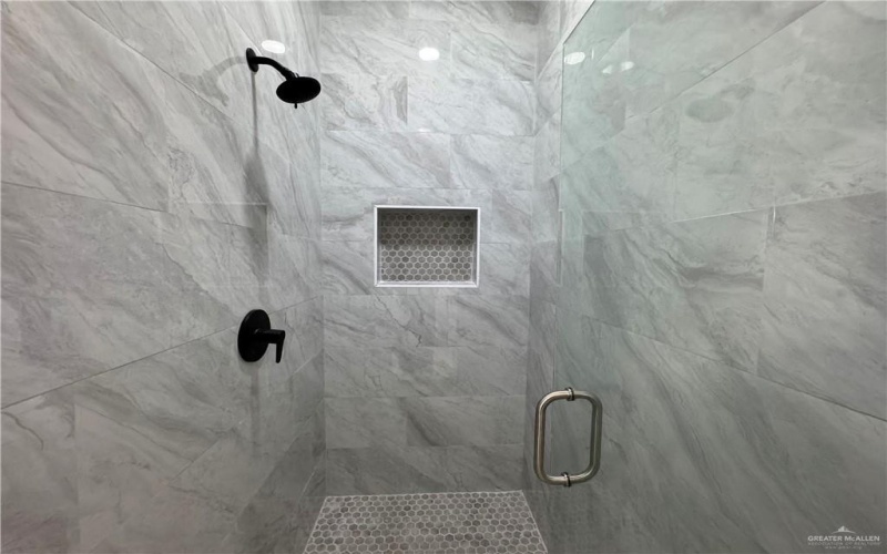 513 E Hawk Avenue, Pharr, TX 78577, 3 Bedrooms Bedrooms, ,2 BathroomsBathrooms,Residential,For Sale,513 E Hawk Avenue,0,491137