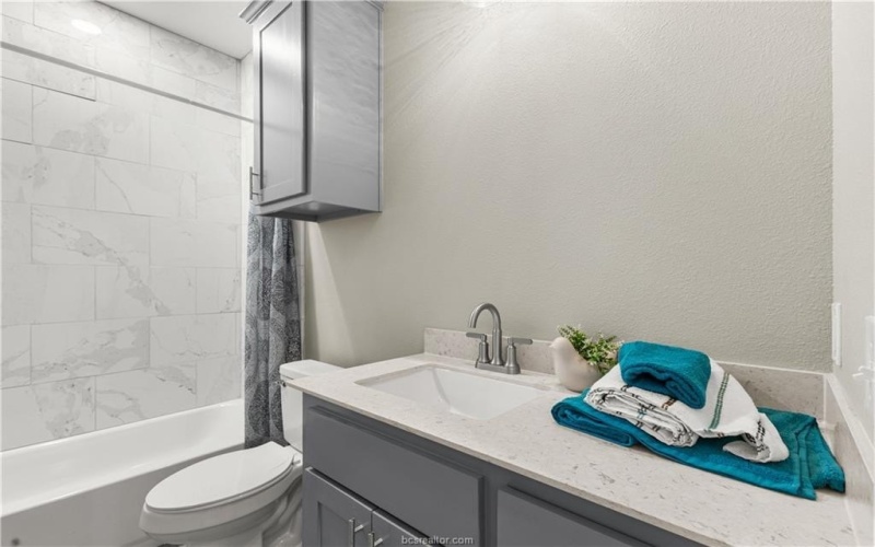 504 West Tenth Street, Hearne, TX 77859, 3 Bedrooms Bedrooms, ,2 BathroomsBathrooms,Residential,For Sale,504 West Tenth Street,0,25010328