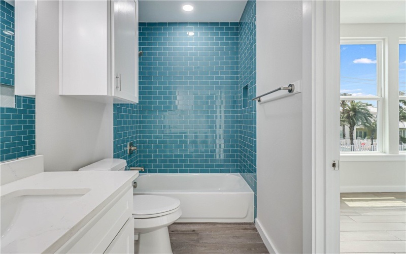 603 E Avenue G unit: 203 #203, Port Aransas, TX 78373, 4 Habitaciones Habitaciones , ,3 BañosBaños,Residential,En Venta,603 E Avenue G unit: 203,0,469423