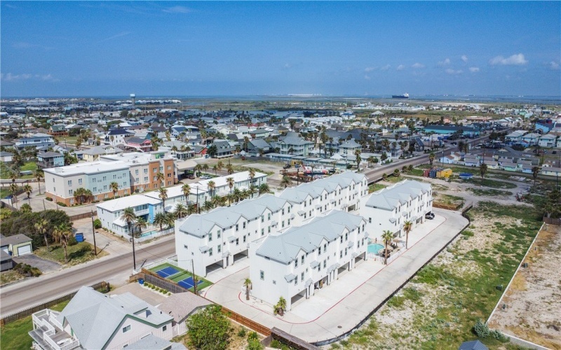 603 E Avenue G unit: 203 #203, Port Aransas, TX 78373, 4 Habitaciones Habitaciones , ,3 BañosBaños,Residential,En Venta,603 E Avenue G unit: 203,0,469423