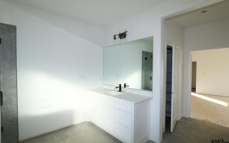 16503 Cooper Way, Tyler, TX 75703, 4 Habitaciones Habitaciones , ,3 BañosBaños,Residential,En Venta,16503 Cooper Way,0,26000136