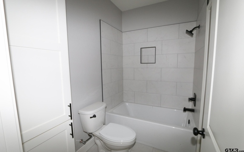 16445 Cooper Way, Tyler, TX 75703, 4 Bedrooms Bedrooms, ,2 BathroomsBathrooms,Residential,For Sale,16445 Cooper Way,0,26000138