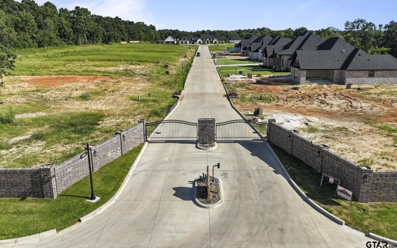 16445 Cooper Way, Tyler, TX 75703, 4 Bedrooms Bedrooms, ,2 BathroomsBathrooms,Residential,For Sale,16445 Cooper Way,0,26000138