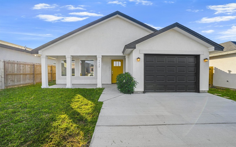 1432 El Caporal Dr., Laredo, TX 78046, 3 Bedrooms Bedrooms, ,2 BathroomsBathrooms,Residential,For Sale,1432 El Caporal Dr.,0,20260040