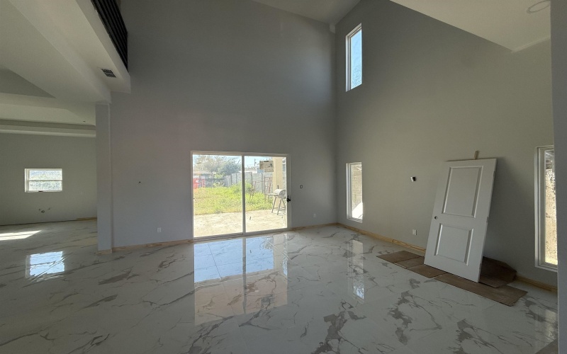 2905 Bayard St, Laredo, TX 78046, 3 Habitaciones Habitaciones , ,2 BañosBaños,Residential,En Venta,2905 Bayard St,0,20260041