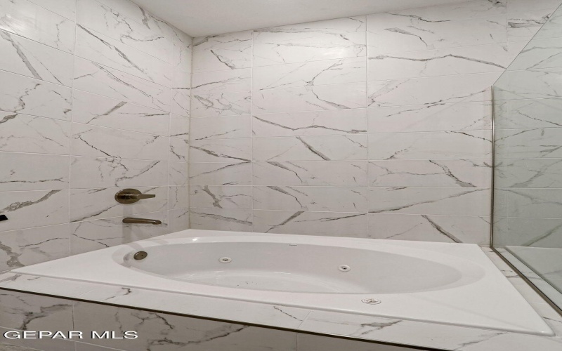 996 WILLOW RIVER Drive, El Paso, TX 79932, 4 Habitaciones Habitaciones , ,2 BañosBaños,Residential,En Venta,996 WILLOW RIVER Drive,0,935754