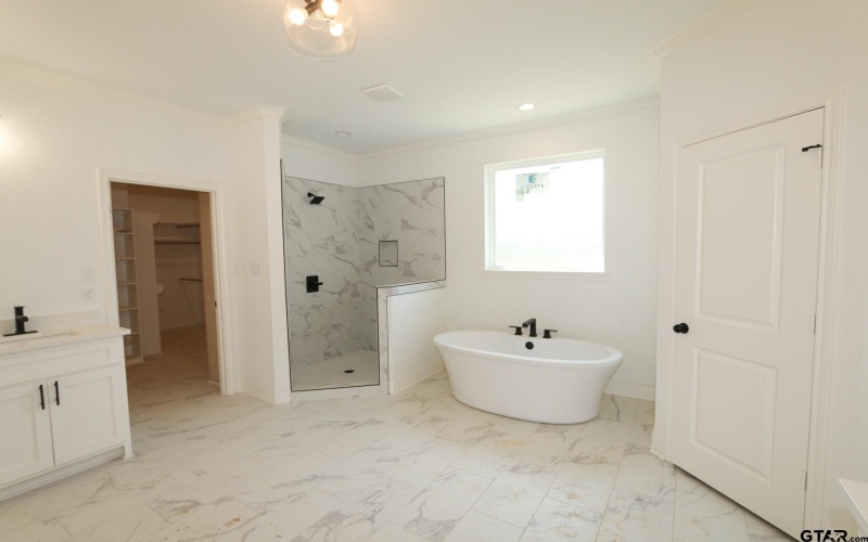 16525 Hailey Court, Tyler, TX 75703, 4 Habitaciones Habitaciones , ,3 BañosBaños,Residential,En Venta,16525 Hailey Court,0,26000089