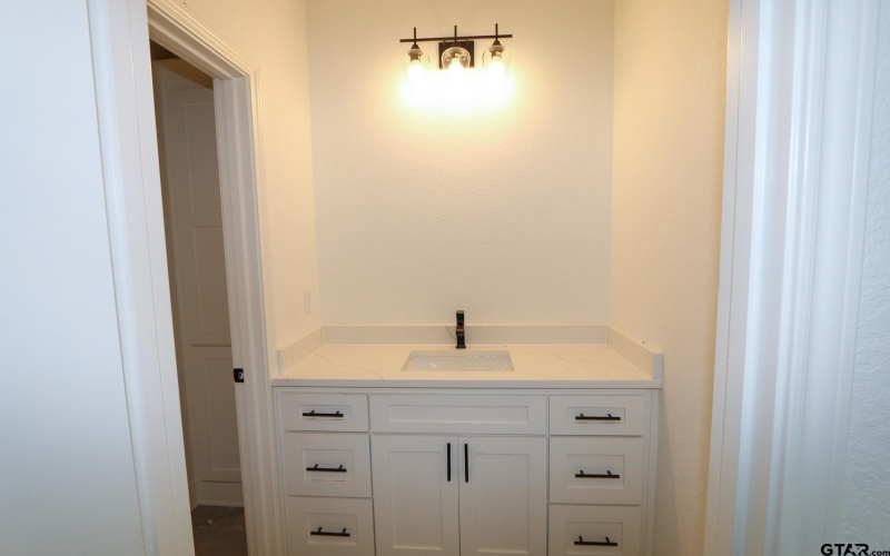 16525 Hailey Court, Tyler, TX 75703, 4 Habitaciones Habitaciones , ,3 BañosBaños,Residential,En Venta,16525 Hailey Court,0,26000089