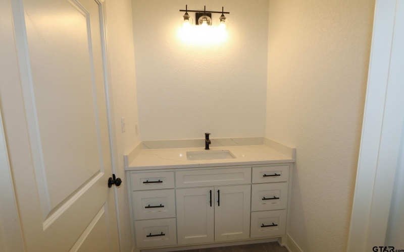 16525 Hailey Court, Tyler, TX 75703, 4 Habitaciones Habitaciones , ,3 BañosBaños,Residential,En Venta,16525 Hailey Court,0,26000089