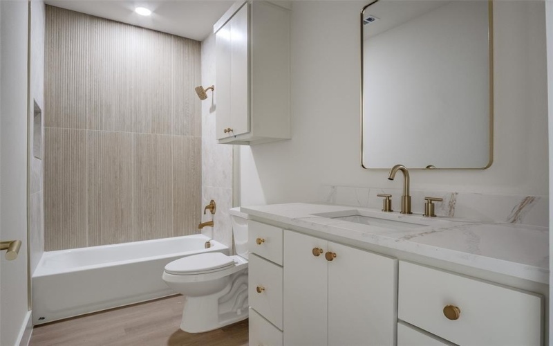 2518 Elk Trail, Granbury, TX 76048, 3 Bedrooms Bedrooms, ,2 BathroomsBathrooms,Residential,For Sale,2518 Elk Trail,0,21143457