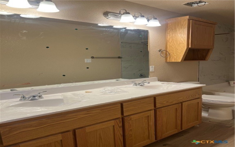 6111 Twistleaf Lane unit: A & B #A & B, Killeen, TX 76543, 6 Habitaciones Habitaciones , ,5 BañosBaños,Residential Multi Family,En Venta,6111 Twistleaf Lane unit: A & B,0,600900