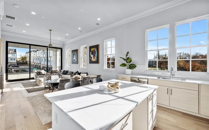 4613 Greenborough Lane, Dallas, TX 75219, 3 Habitaciones Habitaciones , ,3 BañosBaños,Residential,En Venta,4613 Greenborough Lane,0,21141678