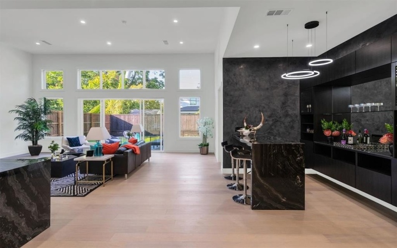 3813 Cortez Drive, Dallas, TX 75220, 6 Habitaciones Habitaciones , ,6 BañosBaños,Residential,En Venta,3813 Cortez Drive,0,21133918