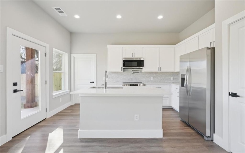 115 Church Street, Waxahachie, TX 75165, 4 Bedrooms Bedrooms, ,3 BathroomsBathrooms,Residential,For Sale,115 Church Street,0,21137341