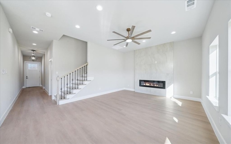 113 Church Street, Waxahachie, TX 75165, 4 Habitaciones Habitaciones , ,3 BañosBaños,Residential,En Venta,113 Church Street,0,21137447