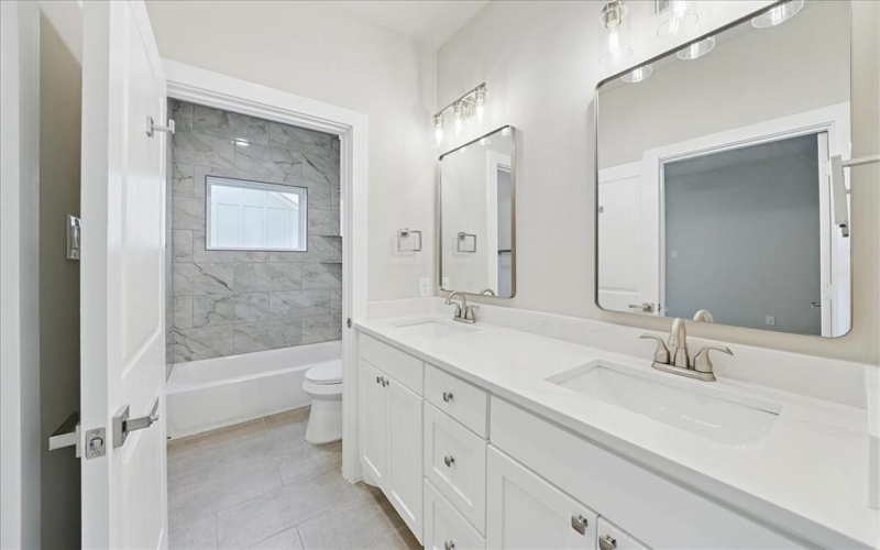 113 Church Street, Waxahachie, TX 75165, 4 Habitaciones Habitaciones , ,3 BañosBaños,Residential,En Venta,113 Church Street,0,21137447