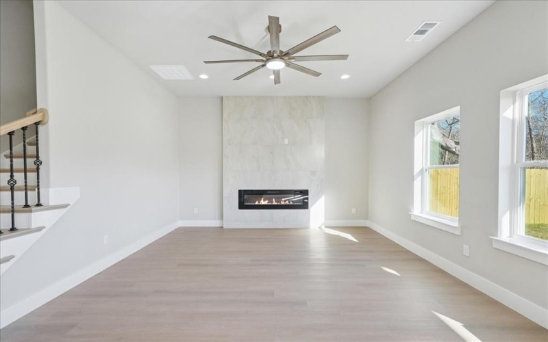 113 Church Street, Waxahachie, TX 75165, 4 Habitaciones Habitaciones , ,3 BañosBaños,Residential,En Venta,113 Church Street,0,21137447