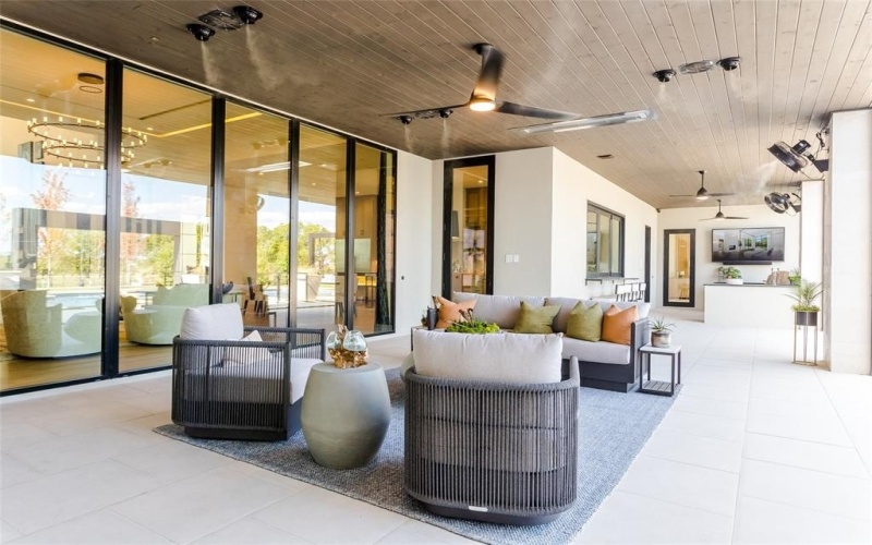 1125 W Blondy Jhune Road, Lucas, TX 75002, 9 Bedrooms Bedrooms, ,9 BathroomsBathrooms,Residential,For Sale,1125 W Blondy Jhune Road,0,21143432