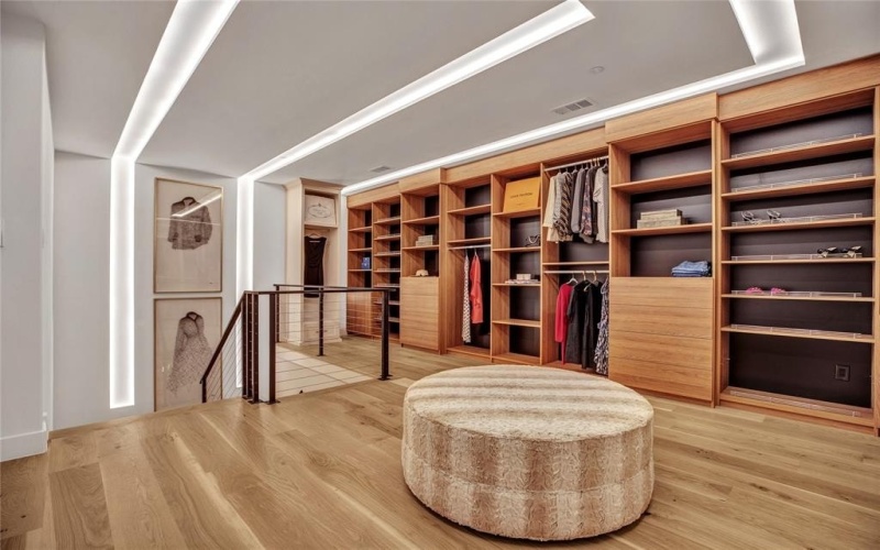 1125 W Blondy Jhune Road, Lucas, TX 75002, 9 Bedrooms Bedrooms, ,9 BathroomsBathrooms,Residential,For Sale,1125 W Blondy Jhune Road,0,21143432