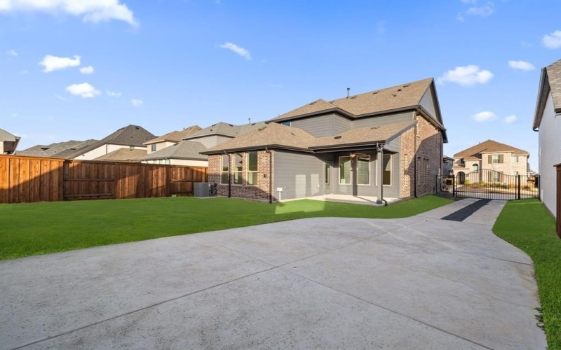 1840 Rosedale Avenue, Van Alstyne, TX 75495, 4 Habitaciones Habitaciones , ,5 BañosBaños,Residential,En Venta,1840 Rosedale Avenue,0,21143518