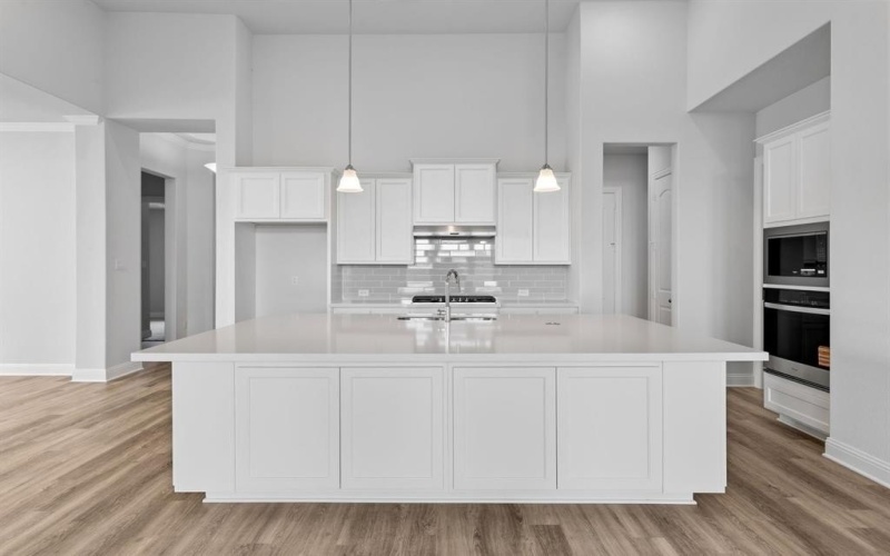 2109 Birch Street, Mansfield, TX 76063, 4 Bedrooms Bedrooms, ,5 BathroomsBathrooms,Residential,For Sale,2109 Birch Street,0,21143621