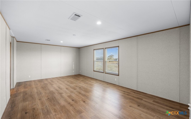 139 Azalea Court, Dale, TX 78616, 5 Bedrooms Bedrooms, ,3 BathroomsBathrooms,Residential,For Sale,139 Azalea Court,0,600922