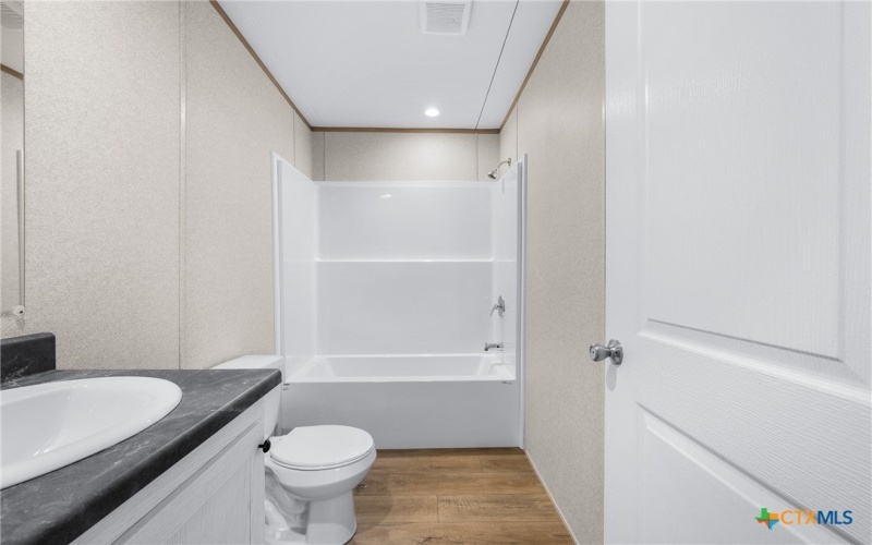 139 Azalea Court, Dale, TX 78616, 5 Bedrooms Bedrooms, ,3 BathroomsBathrooms,Residential,For Sale,139 Azalea Court,0,600922