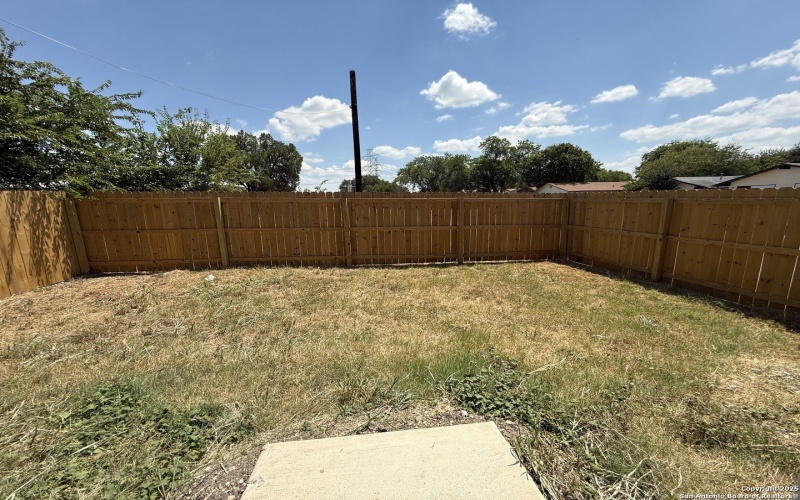 7210 John Palmer Dr., San Antonio, TX 78239, ,Residential Multi Family,En Venta,7210 John Palmer Dr.,0,1810650