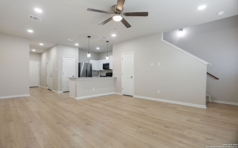 7210 John Palmer Dr., San Antonio, TX 78239, ,Residential Multi Family,En Venta,7210 John Palmer Dr.,0,1810650