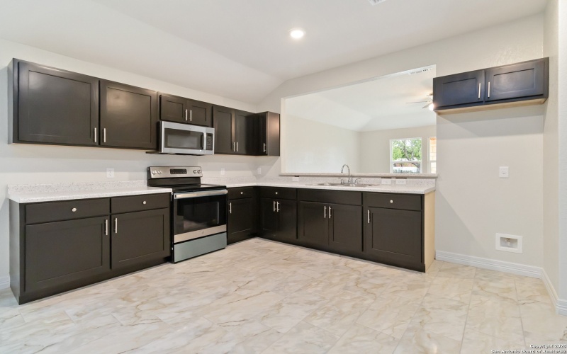 10302 Renova, San Antonio, TX 78214, 3 Habitaciones Habitaciones , ,2 BañosBaños,Residential,En Venta,10302 Renova,0,1875774