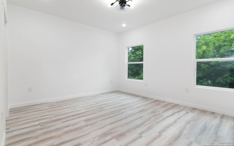 1339 Schley, San Antonio, TX 78210, 3 Habitaciones Habitaciones , ,3 BañosBaños,Residential,En Venta,1339 Schley,0,1931235