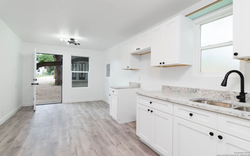 1339 Schley, San Antonio, TX 78210, 3 Habitaciones Habitaciones , ,3 BañosBaños,Residential,En Venta,1339 Schley,0,1931235