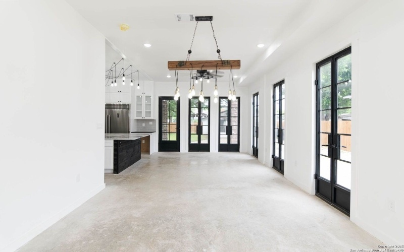 1339 Schley, San Antonio, TX 78210, 3 Habitaciones Habitaciones , ,3 BañosBaños,Residential,En Venta,1339 Schley,0,1931235