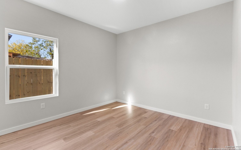 107 Calles St, San Antonio, TX 78207, 3 Bedrooms Bedrooms, ,2 BathroomsBathrooms,Residential,For Sale,107 Calles St,0,1931238