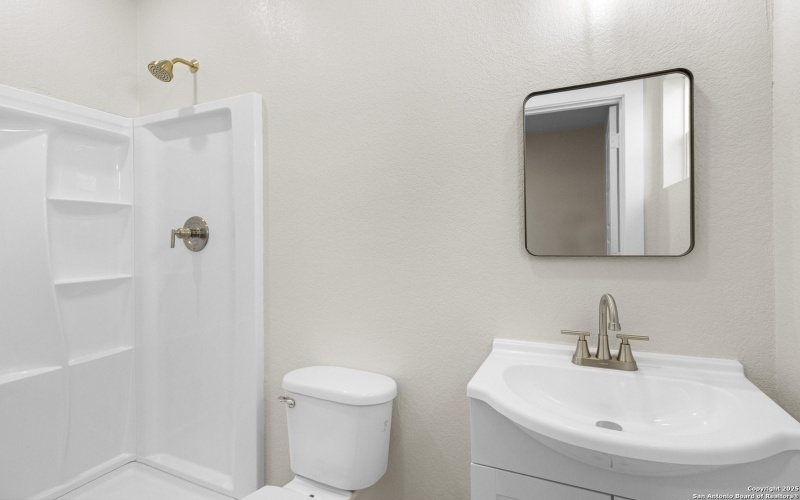 107 Calles St, San Antonio, TX 78207, 3 Bedrooms Bedrooms, ,2 BathroomsBathrooms,Residential,For Sale,107 Calles St,0,1931238