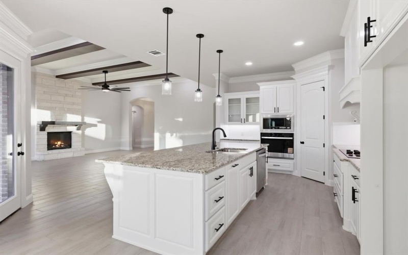 1486 Highland Park Circle, Granbury, TX 76048, 4 Bedrooms Bedrooms, ,2 BathroomsBathrooms,Residential,For Sale,1486 Highland Park Circle,0,21138413